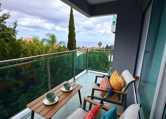 דירה Ocean View Oasis With Parking *