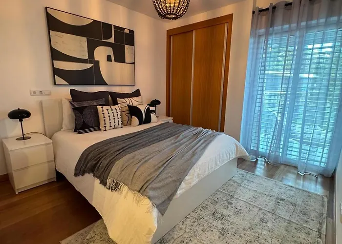 Ocean View Oasis With Parking פונשל